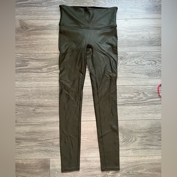 SPANX Pants - SPANX Olive Army Green Liquid Faux Leather Casual Party Biker Leggings Size M